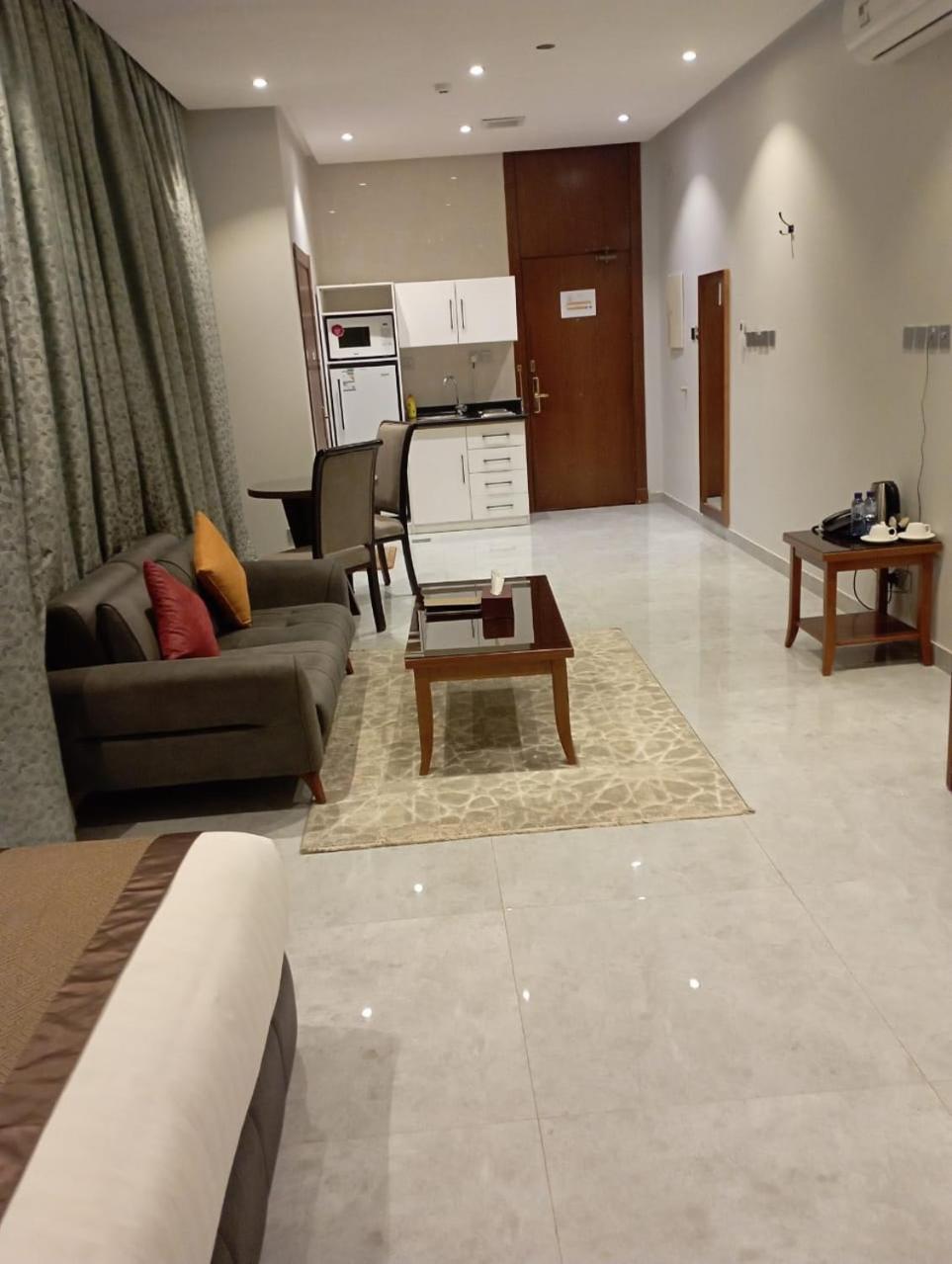Celine Serviced -tuwaiq Riyadh